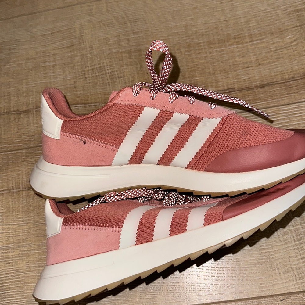 adidas pink‎ white kids 6.5
